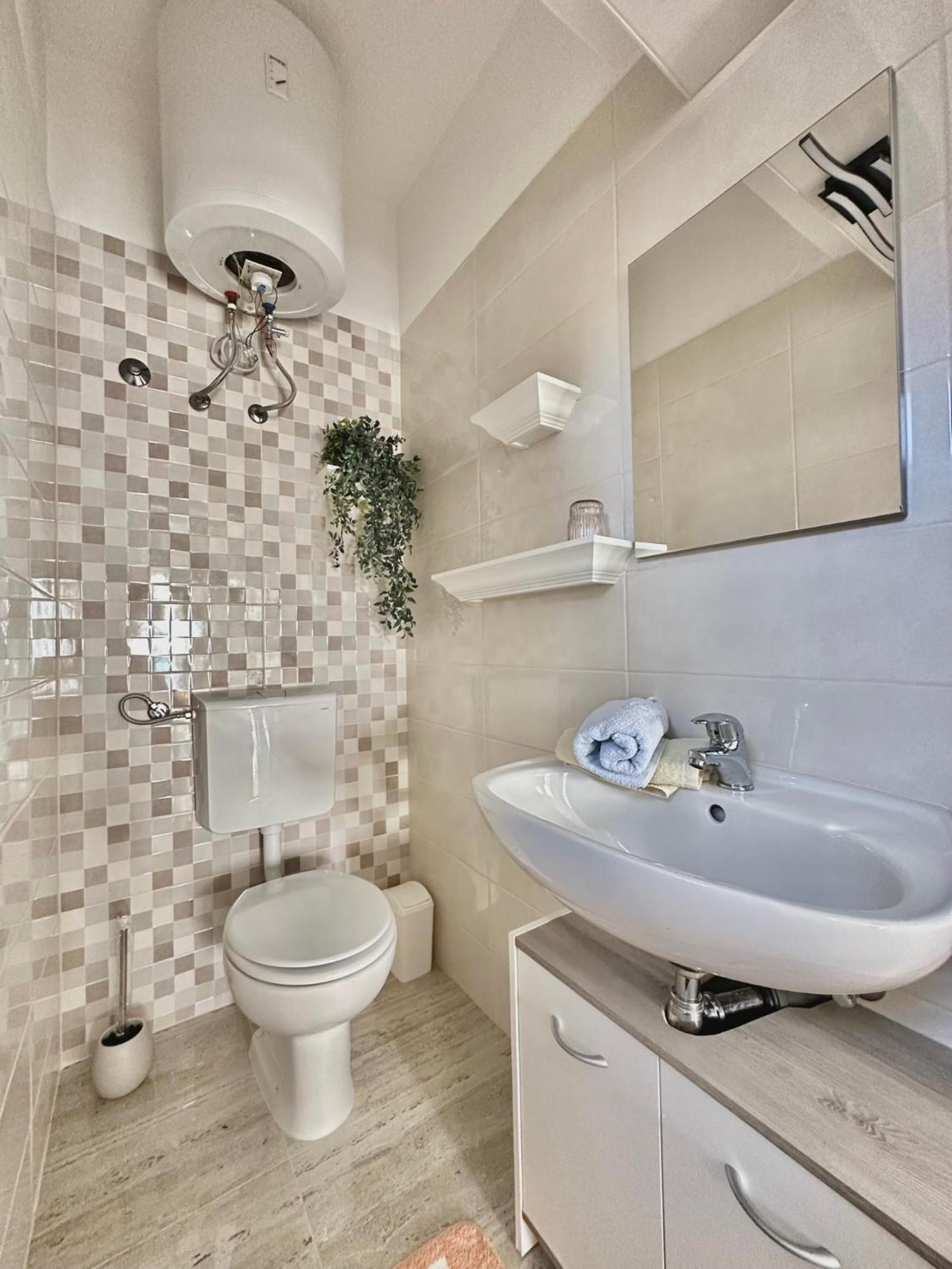 Apartments Hajl Кърк Екстериор снимка