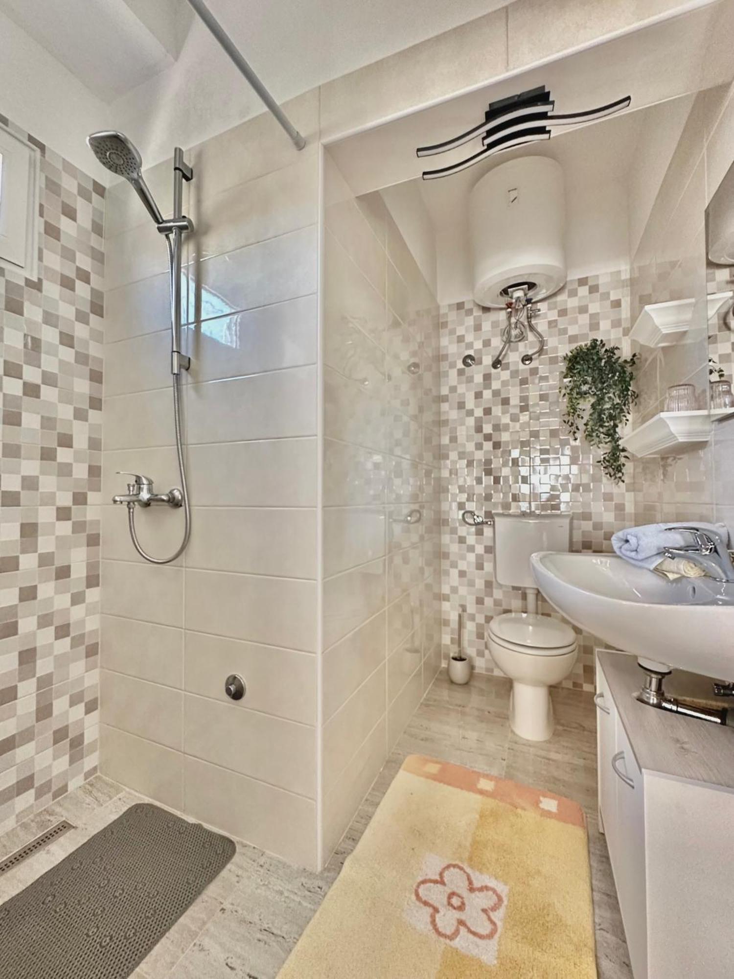 Apartments Hajl Кърк Екстериор снимка