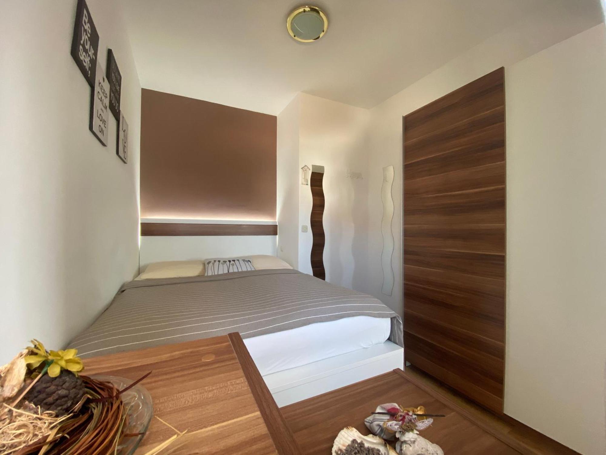 Apartments Hajl Кърк Екстериор снимка