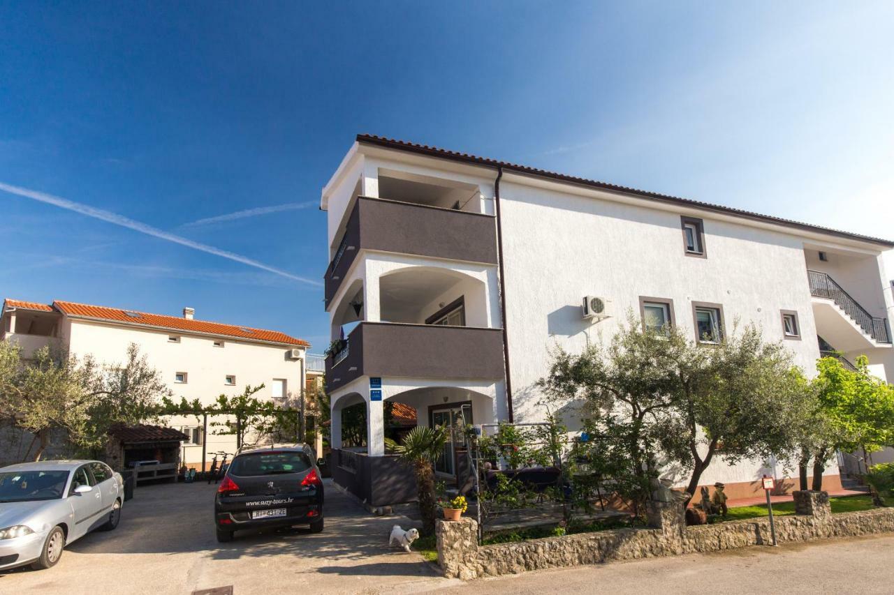 Apartments Hajl Кърк Екстериор снимка